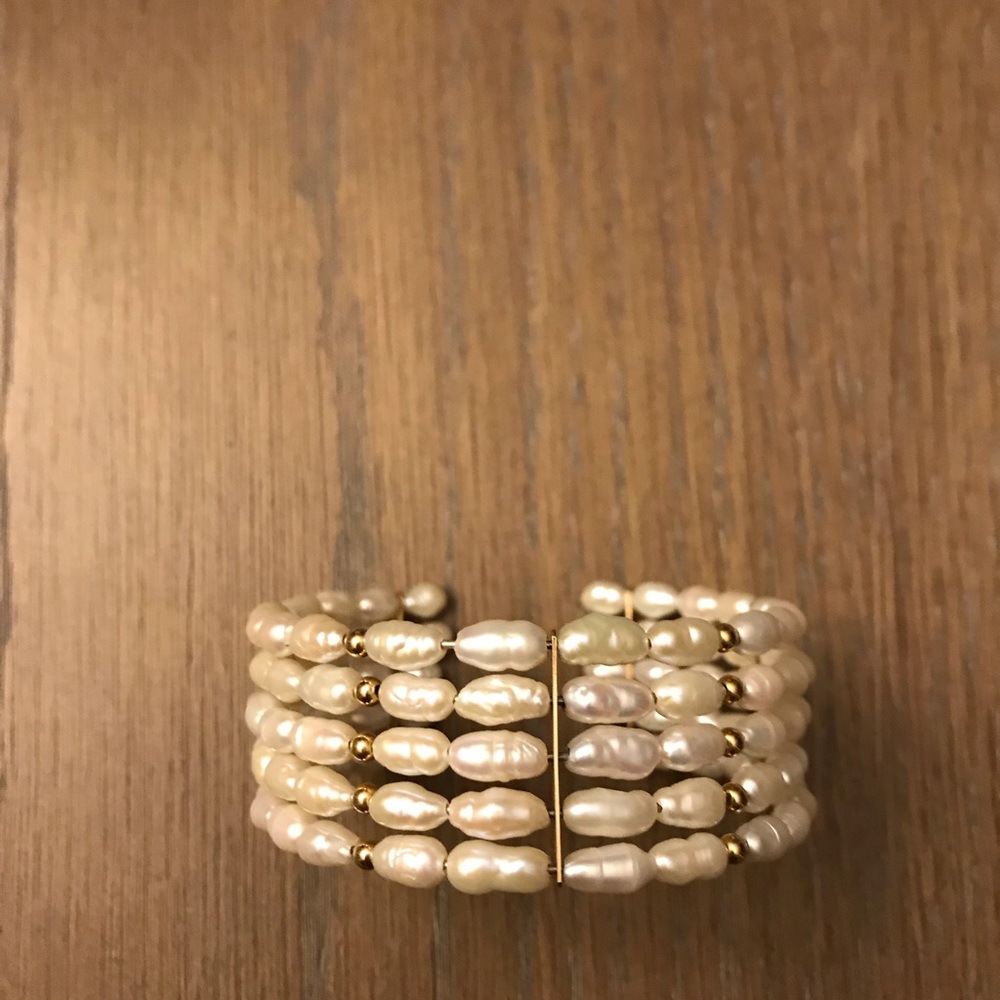 Cuff fresh water pearl bracelet
